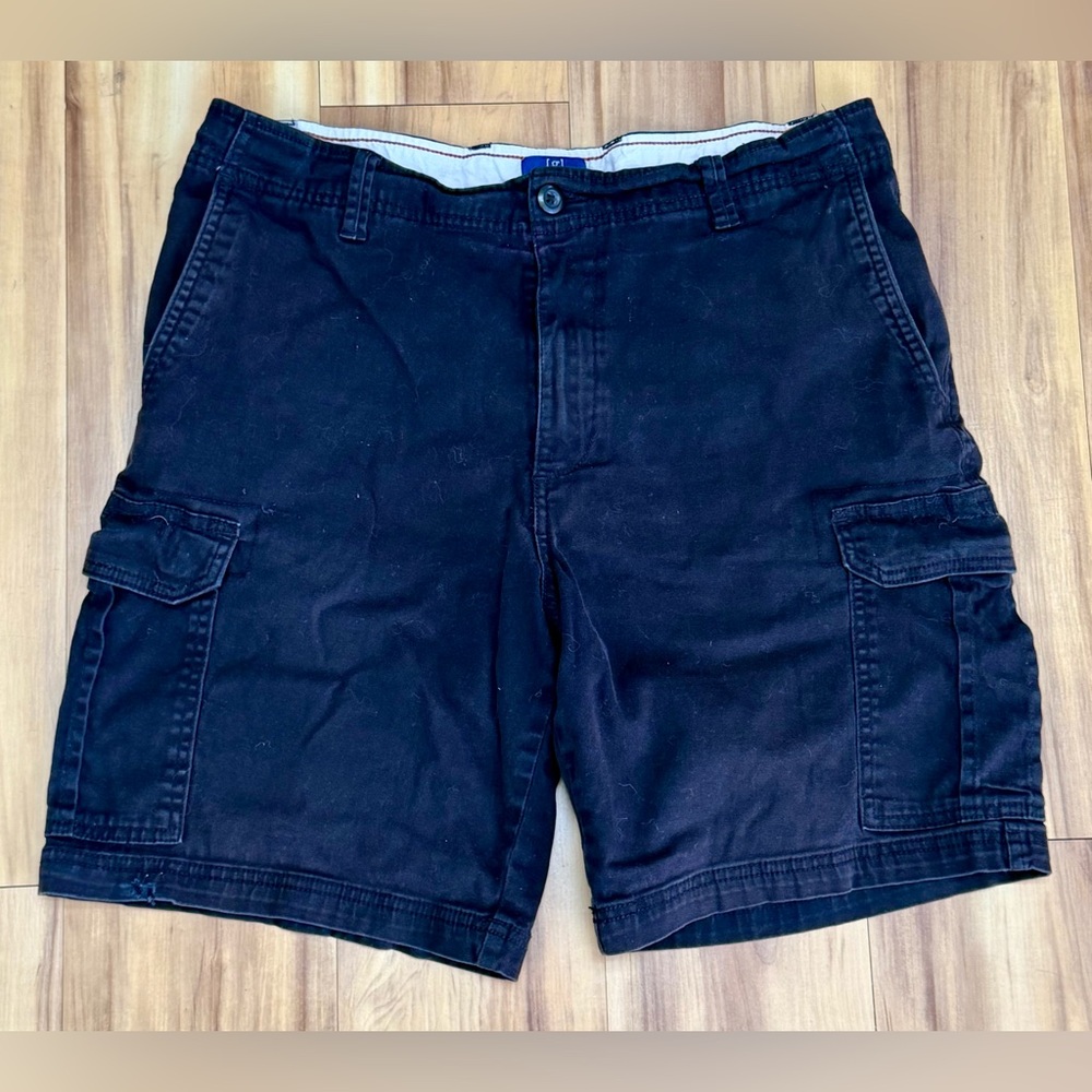 304: George Men's Dark Cargo Shorts - 34